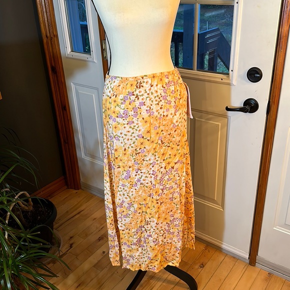 BNWT Billabong MIDI Moment Skirt - Picture 1 of 8